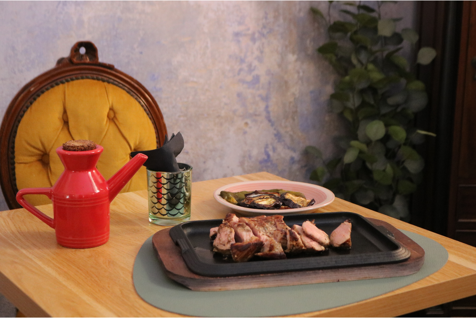 Wine bar con cucina a Marsala